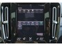 Volvo XC40 T5 Recharge Plus Dark - IntelliSafe Assist - 360º Camera - Harman/Kardon audio - Verwarmde voorstoelen & stuur - Parkeersensoren voor & achter - Elektr. bedienb. voorstoelen met geheugen links - Draadloze tel. lader - Extra getint glas - 19' LMV
