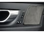 Volvo XC60 2.0 T6 Plug-in hybrid AWD Plus Dark | Harman Kardon | Panoramadak | Sportstoelen | Trekhaak | Keyless | Elek stoelen