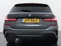 BMW 3-Serie Touring 330e High Executive VAN: €36.900,- VOOR: €32.877,- UW EINDEJAARSVOORDEEL: €4.023,- | M SPORT DEALER ONDERHOUDEN | LASER LED | HRAMAN KARDON | PANORAMADAK