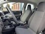 Volkswagen Up! 1.0 BMT take up! Lichtmetalen Velgen/ Airco/ Weinig KMS/ All Season/Winter Banden