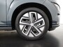 Hyundai Kona Electric EV Premium Sky 64 kWh | SOH 100% | Schuifdak | KRELL Audio | 3 Fase | Zondag Open!