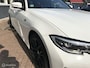BMW 3-Serie Touring 330i Business Edition M-Pakket 258PK