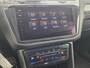 Volkswagen Tiguan 1.5 TSI R-Line, trekhaak, 1e eigenaar