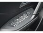 Peugeot 308 SW 1.6 Plug-in Hybrid 180 GT Pack Business 180pk Automaat | Schuif-/Kanteldak | Afn. Trekhaak | AGR-Stoelen | Adaptive Cruise | Stoelverwarming | Elektr. Stoelen | Lane-Assist | !!