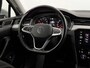 Volkswagen Passat Variant 1.5 TSI Comfort Business Clima, Navi, Parkeersensoren, Keyless start, Cruise control, A start stop, Lichtmetalen velgen