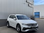 Volkswagen Tiguan 1.5 TSI R-Line AUTOMAAT / LED / NAVI / ELECT. KLEP / RIJKLAAR