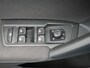 Volkswagen Tiguan 1.5 TSI Life Business | Nw. Model | Panoramadak | Trekhaak | Stoelverwarming