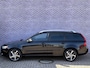 Volvo V50 2.0 Limited Edition | Xenon | Leder | Stoelverwarming | Parkeersensoren | getinte ruiten | Bluetooth | Dagrij verlichting | Dak rails |