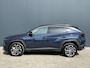 Hyundai Tucson 1.6 T-GDI HEV Premium / Leder / 360 Camera / Stoel- & Stuurverwarming / Stoelverkoeling / Navigatie / Adaptive Cruise Control / Climate Control / Snel Leverbaar! /