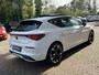 CUPRA Leon 1.4 e-Hybrid DSG Performance 204 PK / Panorama dak / Sport stoelen / 18'' LMV / Stoel verwarming / Achteruitrij camera / Carplay