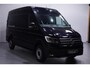 Volkswagen Crafter 2.0 TDI 177 pk DSG Aut. L3H3 Nieuw BPM vrij Navi 2x Schuifdeur, LED Koplampen, Trekhaak met 1/2 Opstap, 3-Zits