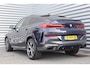 BMW X6 XDRIVE40I 333PK HIGH EXECUTIVE M-SPORT AUTOMAAT / NAVI / LEDER / LASER-LED / CLIMA / 21" LMV / KEYLESS / 360 CAMERA / PANO. DAK / SOFT-CLOSE / HUD / ADAPT. CRUISECONTROL / WINTERPAKKET / UNIEK !!