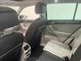 Volkswagen Tiguan 1.5 TSI 150pk DSG R-Line Platinum Panoramadak Navigatie Apple Carplay/Android Auto Camera Parkeersensoren Adaptive Cruise Control Leder Memory stoelen Stoelverwarming Elektrische achterklep Climate Control Virtual Cockpit