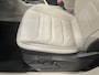 Volkswagen Tiguan 1.5 TSI 150pk DSG R-Line Platinum Panoramadak Navigatie Apple Carplay/Android Auto Camera Parkeersensoren Adaptive Cruise Control Leder Memory stoelen Stoelverwarming Elektrische achterklep Climate Control Virtual Cockpit