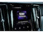 Volvo XC60 2.0 T6 Plug-in hybrid AWD Ultra Dark | Head-Up | Harman Kardon | 360° Camera | Trekhaak | Elek stoelen | Panoramadak