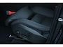 Volvo XC60 2.0 T6 Plug-in hybrid AWD Ultra Dark | Head-Up | Harman Kardon | 360° Camera | Trekhaak | Elek stoelen | Panoramadak