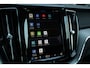 Volvo XC60 2.0 T6 Plug-in hybrid AWD Ultra Dark | Head-Up | Harman Kardon | 360° Camera | Trekhaak | Elek stoelen | Panoramadak