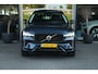 Volvo XC60 2.0 T6 Plug-in hybrid AWD Ultra Dark | Head-Up | Harman Kardon | 360° Camera | Trekhaak | Elek stoelen | Panoramadak