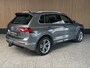 Volkswagen Tiguan 2.0 TSI 4Motion Highline Business R 2 x R-line | Trekhaak | Schuif kantel dak
