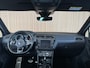 Volkswagen Tiguan 2.0 TSI 4Motion Highline Business R 2 x R-line | Trekhaak | Schuif kantel dak