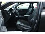 Volvo V60 2.0 T6 Plug-in hybrid AWD Plus Dark | Harman Kardon | Sportstoelen | 360° Camera | Trekhaak | Elek stoelen met geheugen | Adaptive Cruise | BLIS