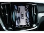 Volvo V60 2.0 T6 Plug-in hybrid AWD Plus Dark | Harman Kardon | Sportstoelen | 360° Camera | Trekhaak | Elek stoelen met geheugen | Adaptive Cruise | BLIS