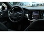 Volvo V60 2.0 T6 Plug-in hybrid AWD Plus Dark | Harman Kardon | Sportstoelen | 360° Camera | Trekhaak | Elek stoelen met geheugen | Adaptive Cruise | BLIS