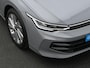 Volkswagen Golf 1.5 TSI 115 pk Life Edition | Panoramadak | Stuur-/stoelverwarming | Parkeersensoren voor/achter