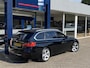BMW 3-Serie Touring 320i High Executive / Automaat / 67.000 KM / Vol-Leder / 184 PK / Stoelverwarming / Cruise-Control / Climate-Control / Radio-Bluetooth / Navi / Bi-Xenon / Elektr.-Achterklep / Armsteun V+A / PDC V+A met Camera / 17'' LMV / ENZ.