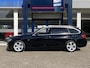 BMW 3-Serie Touring 320i High Executive / Automaat / 67.000 KM / Vol-Leder / 184 PK / Stoelverwarming / Cruise-Control / Climate-Control / Radio-Bluetooth / Navi / Bi-Xenon / Elektr.-Achterklep / Armsteun V+A / PDC V+A met Camera / 17'' LMV / ENZ.