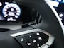 Volkswagen Golf R-Line 1.5 eTSI 150 pk Automaat | LED | Panoramadak | Achteruitrijcamera | Navigatie Via Smartphone | Stoel & Stuurwielverwarming |
