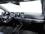 Volkswagen Golf R-Line 1.5 eTSI 150 pk Automaat | LED | Panoramadak | Achteruitrijcamera | Navigatie Via Smartphone | Stoel & Stuurwielverwarming |