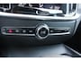 Volvo V60 Cross Country B5 Automaat AWD Pro | Massagestoelen | Head-Up | Schuif/kanteldak | Camera | Trekhaak | Adapt. Cruise