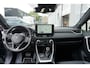 Toyota RAV4 2.5 Hybrid AWD Style Bi-Tone |Navi|Carplay|PDC V+A|Camera360|Elektrische a.klep|Dode hoek|Voorruit/stoel/stuurverwarming|