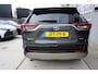 Toyota RAV4 2.5 Hybrid AWD Style Bi-Tone |Navi|Carplay|PDC V+A|Camera360|Elektrische a.klep|Dode hoek|Voorruit/stoel/stuurverwarming|
