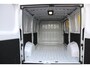 Peugeot Boxer 2.2 BlueHDi 120PK L2H1 / Trekhaak / Camera / multi stuur / 3 zits