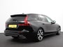 Volvo V60 2.0 B4 R-Design Navigatie Climate control Cruise control adaptive Parkeersensoren Achteruitrijcamera Keyless Navigatie Apple Carplay/ Android Auto