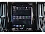Volvo S90 T5 Momentum - Adaptive Cruise Control - Pilot Assist - BLIS dodehoekassistentie - Elektr. bedienbare best.stoel met geheugen - Lederen bekleding met zittingverlengers - Verwarmbare voorstoelen - Full LED verlichting met actieve bochtenverlichting - Apple® CarPlay - Android Auto - Automatisch dimmende binnen- & buitenspiegels - CD-speler - Parkeersensoren voor & achter - Parkeercamera achter - Verwarmbare voorruit - 18' LMV