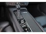 Volvo S90 T5 Momentum - Adaptive Cruise Control - Pilot Assist - BLIS dodehoekassistentie - Elektr. bedienbare best.stoel met geheugen - Lederen bekleding met zittingverlengers - Verwarmbare voorstoelen - Full LED verlichting met actieve bochtenverlichting - Apple® CarPlay - Android Auto - Automatisch dimmende binnen- & buitenspiegels - CD-speler - Parkeersensoren voor & achter - Parkeercamera achter - Verwarmbare voorruit - 18' LMV
