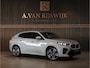 BMW IX2 eDrive20 67 kWh M-Sport | LED | CAMERA | STOELVERWARMING