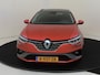 Renault Megane E-Tech Estate 1.6 Plug-In Hybrid 160 R.S. Line | AUTOMAAT |Panoramisch schuifkanteldak |Cruise & Climate Control |PDC voor & achter |Trekhaak |Bose Audio