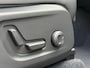 Volvo XC40 B4 Plus Black Edition | Panoramadak | 20 inch lichtmetalen velgen | Harman Kardon | Demo | Stoel- / stuurwielverwarming | 360 graden camera