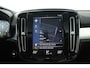 Volvo XC40 2.0 T4 Momentum (TREKHAAK, PANORAMADAK, DIGITALE COCKPIT, CAMERA, NAVIGATIE, ELEKTR STOELEN, PARKEERSENSOREN, NL-AUTO)