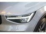 Volvo XC40 2.0 B4 Plus Dark | Trekhaak | Pilot assist | Elektrische stoelen | Harman/kardon audio | All season banden