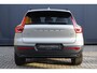 Volvo XC40 2.0 B4 Plus Dark | Trekhaak | Pilot assist | Elektrische stoelen | Harman/kardon audio | All season banden