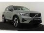 Volvo XC40 B4 (M-HYBRID) PLUS DARK -CAMERA|ADAP.CRUISE|VERW.VOORRUIT|TREKHAAK|HARMAN/KARDON