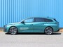 Peugeot 308 SW 1.6 Plug-in Hybrid 180PK Allure Avantage | AppleCarPlay/AndroidAuto | StoelVerwarming | Climate Control | Adaptive Cruise Control | 360'Camera | FULL LED | Navigatie | LMV | Parkeersensoren | Privacy Glass | Isofix |