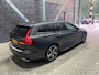 Volvo V60 B3 Momentum | ACC | 19 Inch | Stoel+Stuurverwarming | Apple Carplay