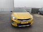 Kia Xceed 1.0 T-GDi DynamicPlusLine Nieuw geleverd en onderhouden incl: Schuif-/kanteldak, stoel- & stuurverwarming, achteruitrij camera, keyless, navigatie, Apple CarPlay/Android Auto, cruise control,
