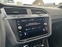 Volkswagen Tiguan 1.5 TSI R-Line Camera Trekhaak Standkachel Carplay Keyless Navi